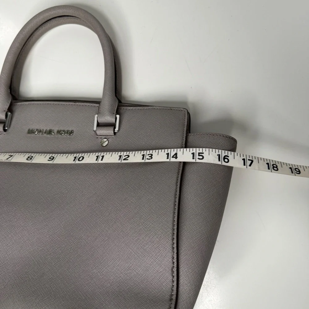 Michael Kors Selma Satchel Women Grey Saffiano Leather Professional Chic Large‎